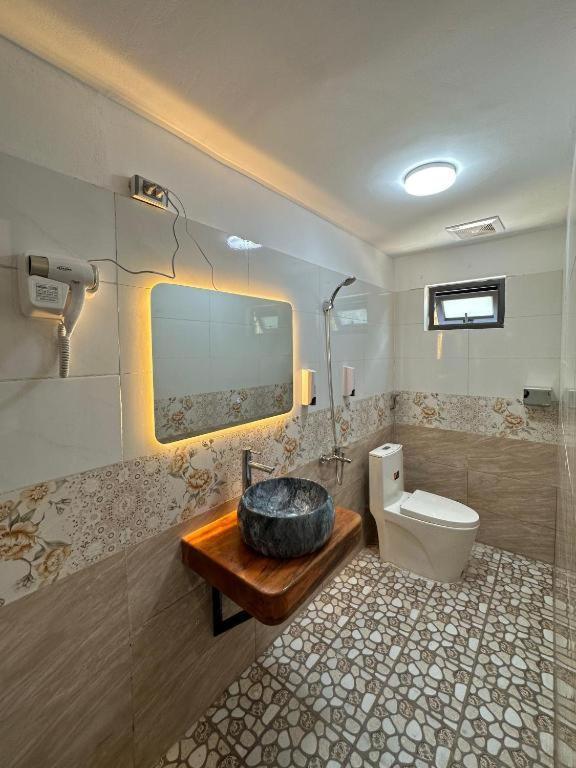 Felila Hostel & Tours Ха Жианг Екстериор снимка