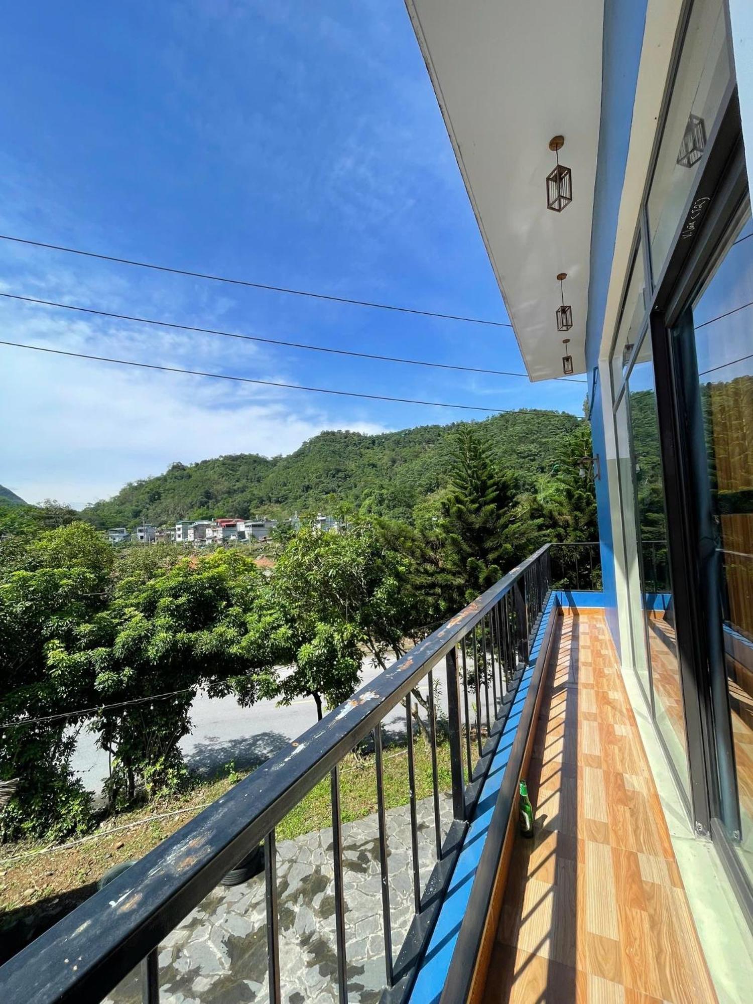 Felila Hostel & Tours Ха Жианг Екстериор снимка